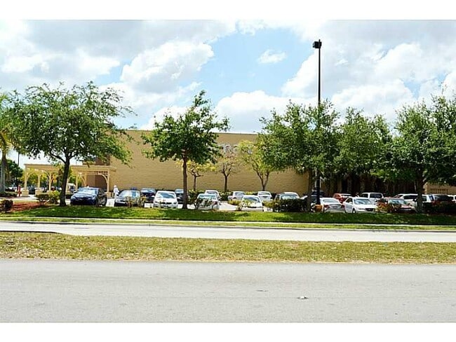 Building Photo - 301 NW 177th St
