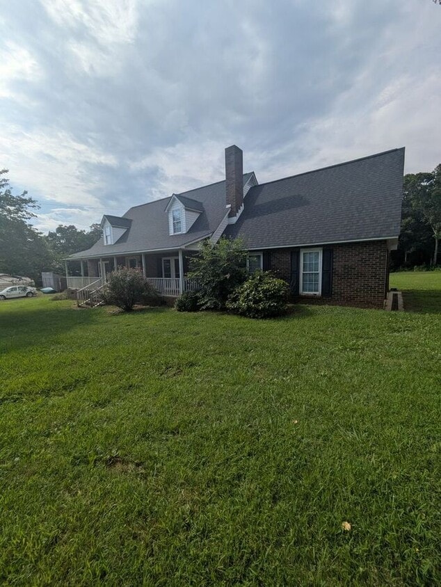 Primary Photo - 3BD/2.5BA Home w/ Garage in Claremont, NC