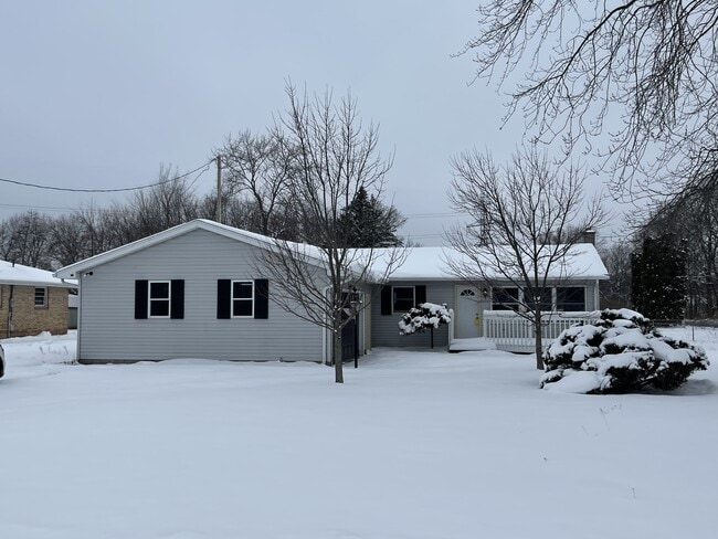 Building Photo - 51713 Co Rd 19