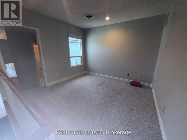 Building Photo - 99 Trinity St