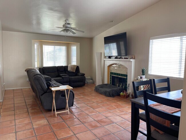 Building Photo - 32205 Cathedral Canyon Dr