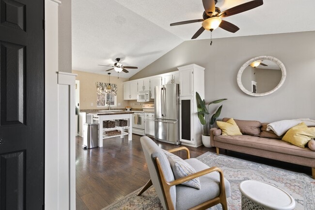 Building Photo - 7535 Churchwood Cir