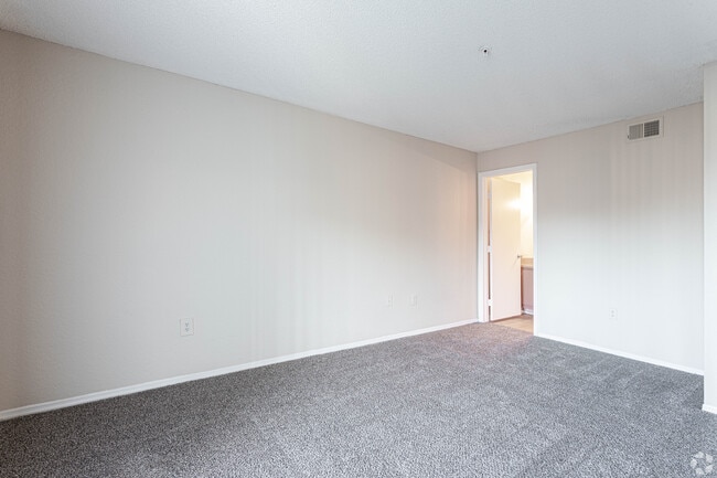 Foto del edificio - Reflections Apartments