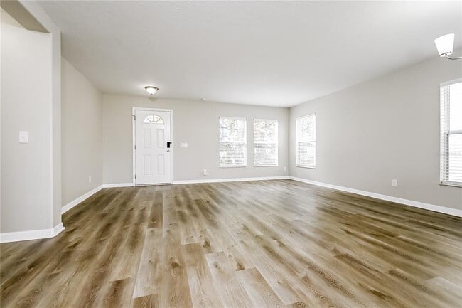 Building Photo - 11167 Golden Silence Dr