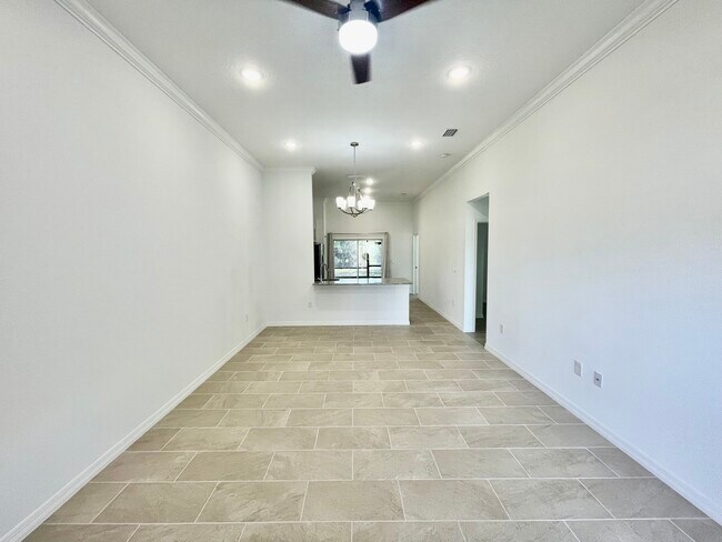 Foto del edificio - 15 Farnell Ln