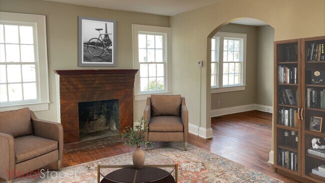 Foto del edificio - 2 bedroom 1 bath house available!  Pet fri...