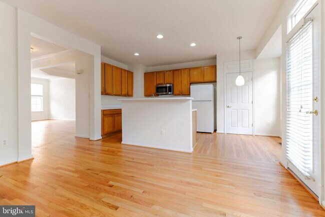 Foto del edificio - 2621 Tarleton Corner Dr