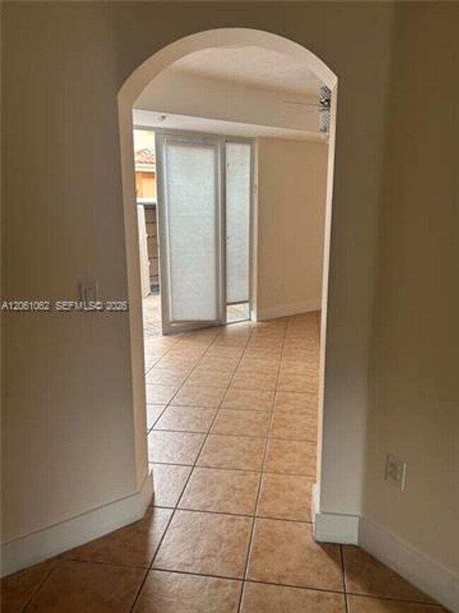 Foto del edificio - 8508 NW 141st Terrace