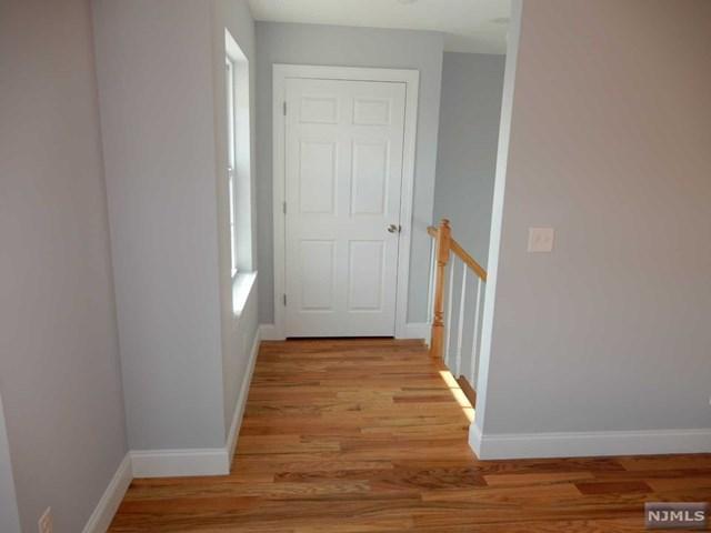Building Photo - 3 bedroom in Elizabeth NJ 07206