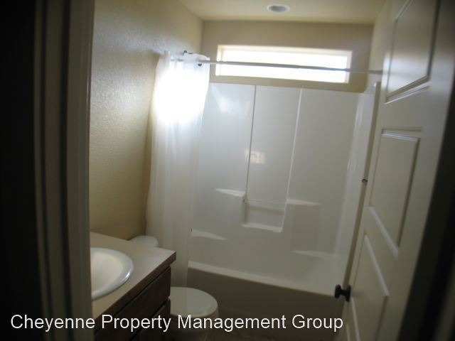 Building Photo - 3 br, 2 bath House - 3650 Gunsmoke Road