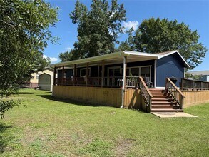 Building Photo - 426 Deer Run Rd