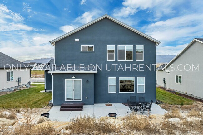 Foto del edificio - 7982 Bristlecone Rd