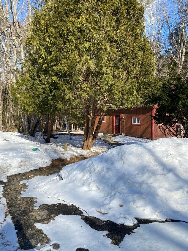 23 Belle Ln, Lee, NH 03861 House Rental in Lee, NH