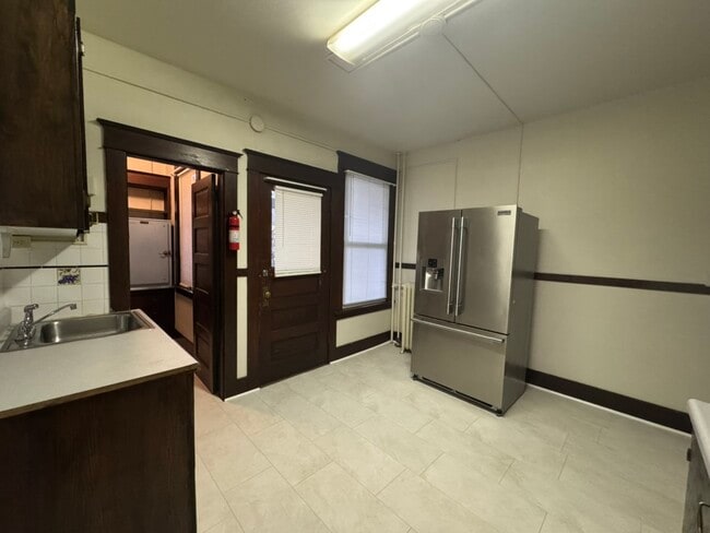 Foto del edificio - Stephens Properties 1319