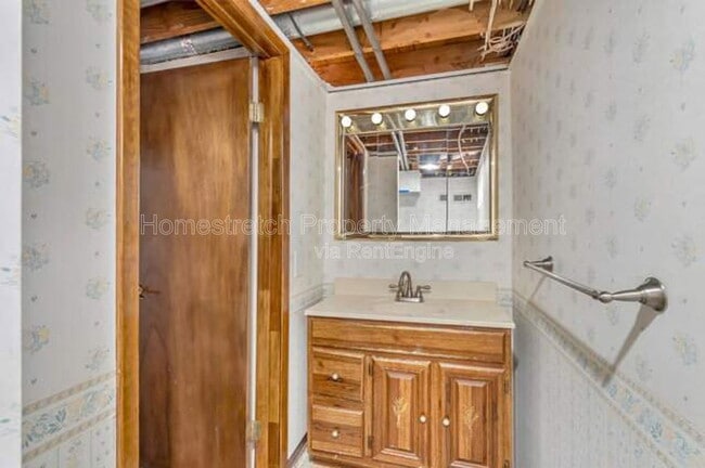 Building Photo - 10527 Prestwick Dr