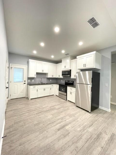 Foto del edificio - 713 N Maryland St