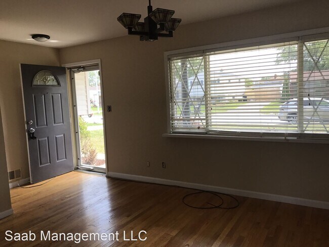 Foto del edificio - 3 br, 1.5 bath House - 2719 PALL MALL