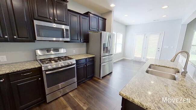 Foto del edificio - 7113 Barefoot Forest Dr  Charlotte NC 2826...
