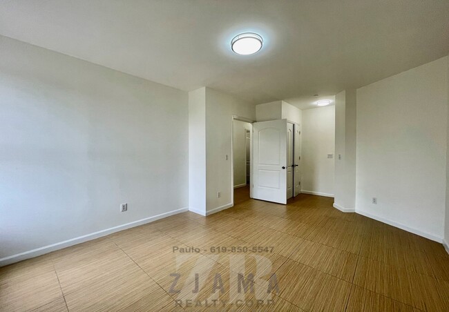 Building Photo - 542 Eastern Pkwy