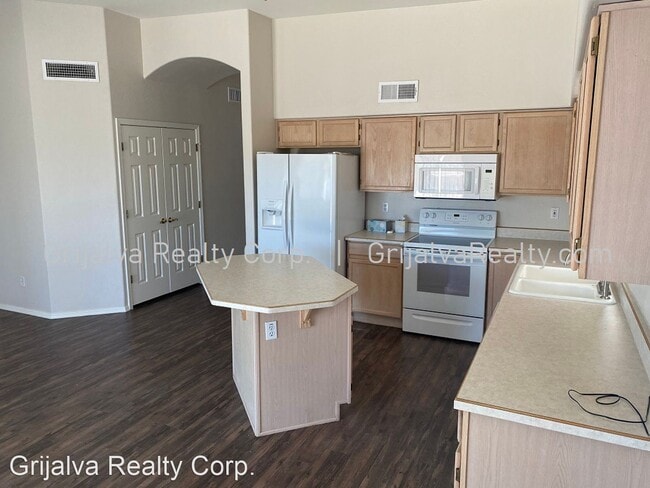 Building Photo - 3 br, 2 bath House - 1342 W. Hopbush Way