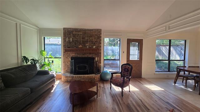 Foto del edificio - 1001 Woodhaven Ct