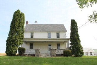 Building Photo - 16093 Mellinger Ln
