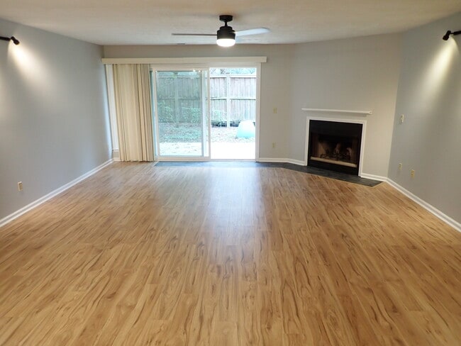 Photo - 6328 Wrightsville Ave Townhome