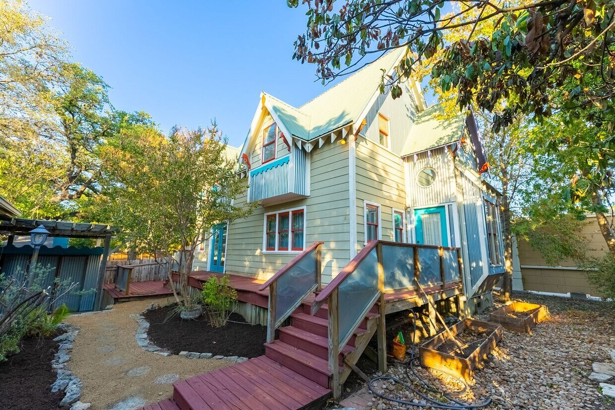 1705 Winsted Ln, Austin, TX 78703 House Rental in Austin, TX