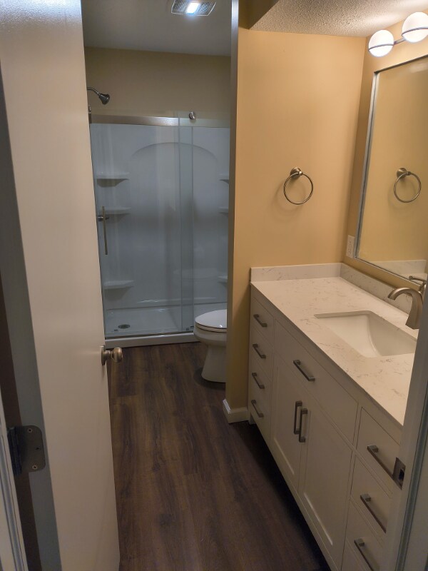 Foto del edificio - 66 Trenton Cir