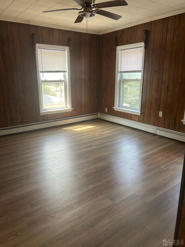 Foto del edificio - 210 E Union Ave
