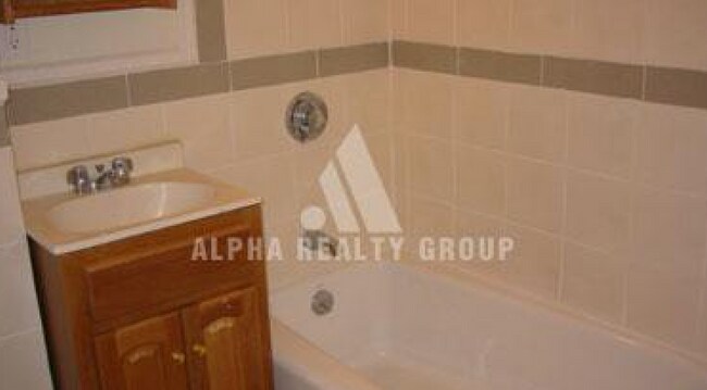 Building Photo - 109 Saint Stephen St