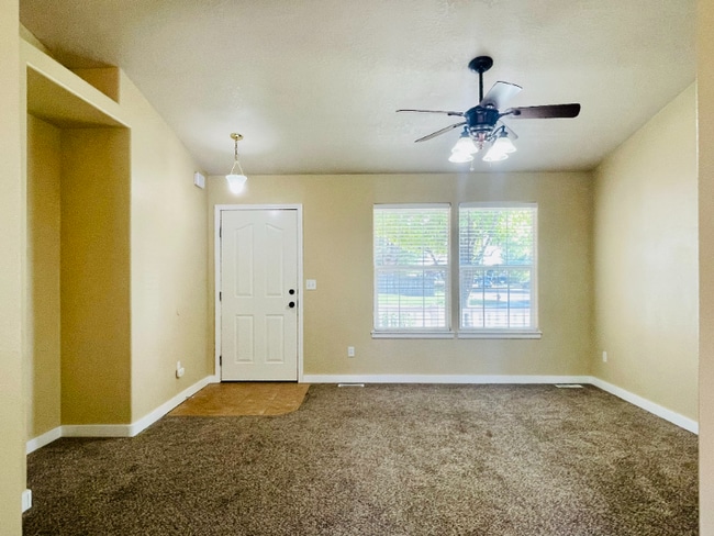 Building Photo - 1338 W Balboa St
