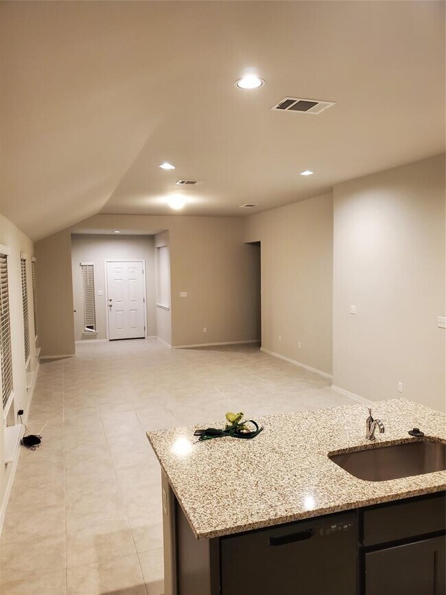 Building Photo - 129 Bright Flora Ln