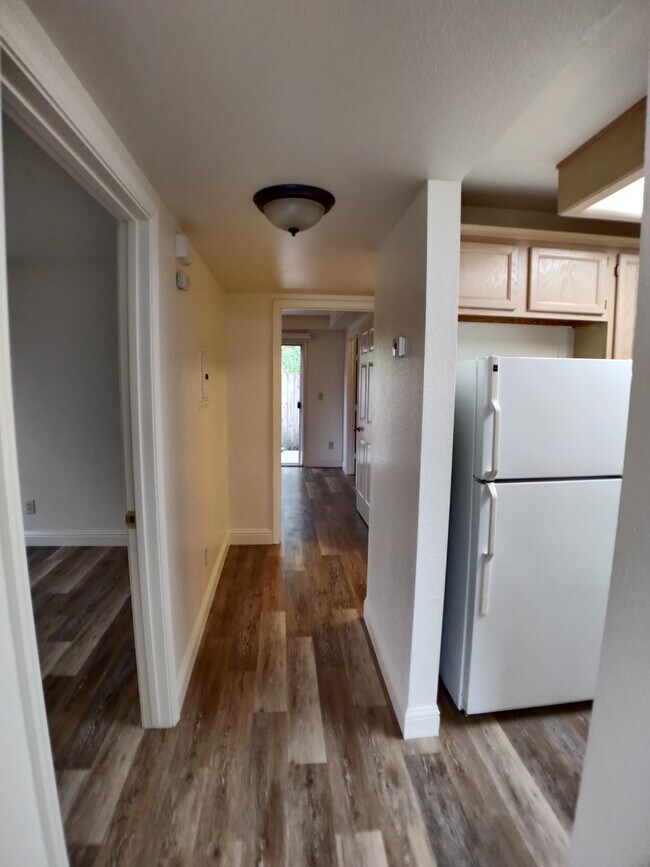 Hallway - 1535 Bruce Dr