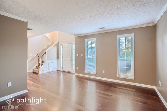 Foto del edificio - 4 br, 2.5 bath House - 1605 Grand Jct UNIT