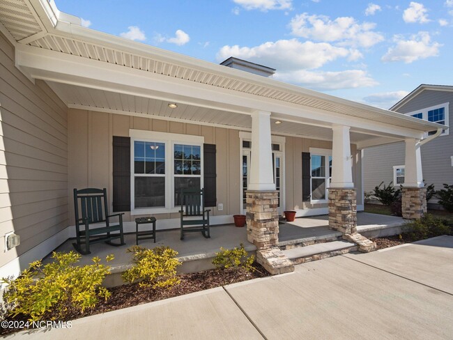 Building Photo - 286 Bluenose Ln