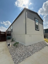 Building Photo - 15930 S Flores Rd