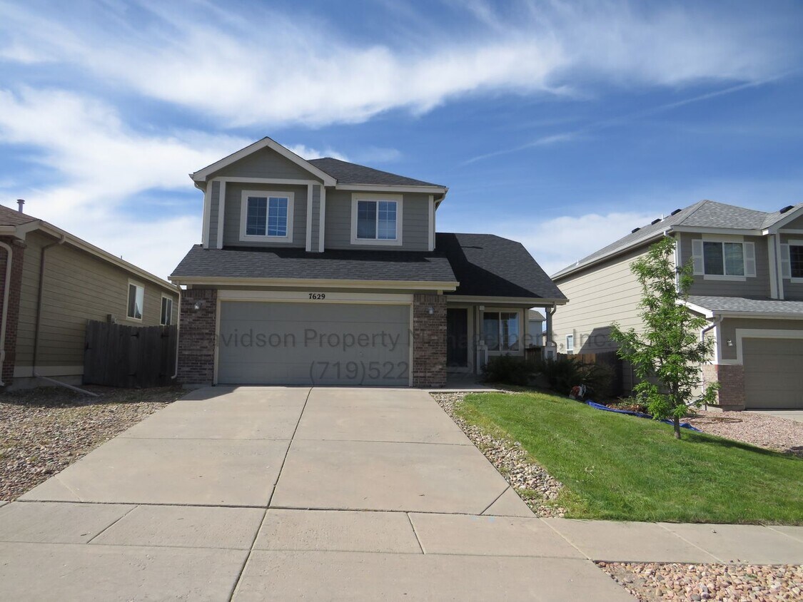 Foto principal - Charming 3 Bedroom House in Stetson Hills