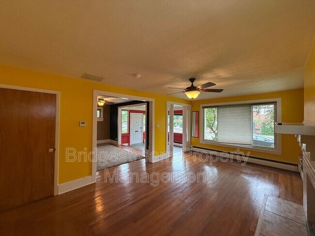 Foto del edificio - 56 Telford Ave