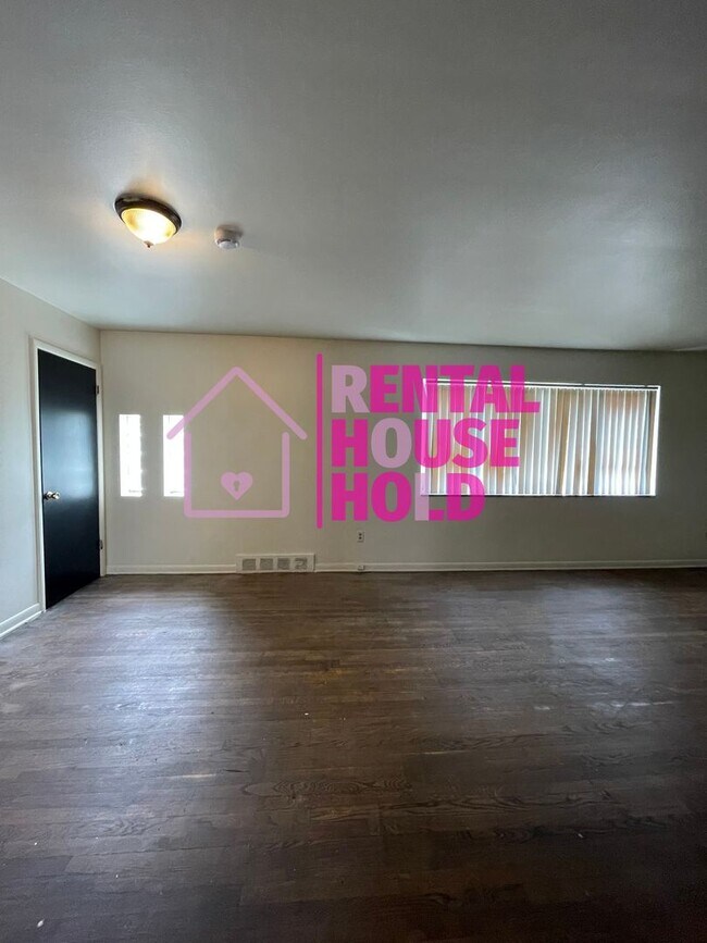Foto del edificio - 15368 Hubbell Ave