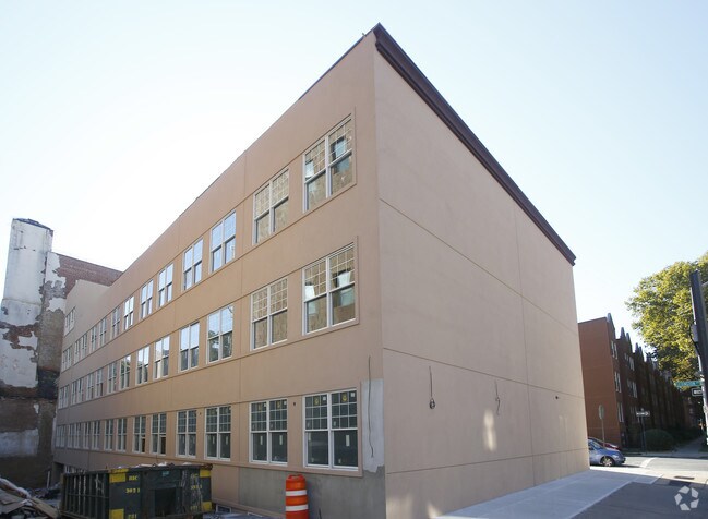 Building Photo - 1-11 Lexington Ave