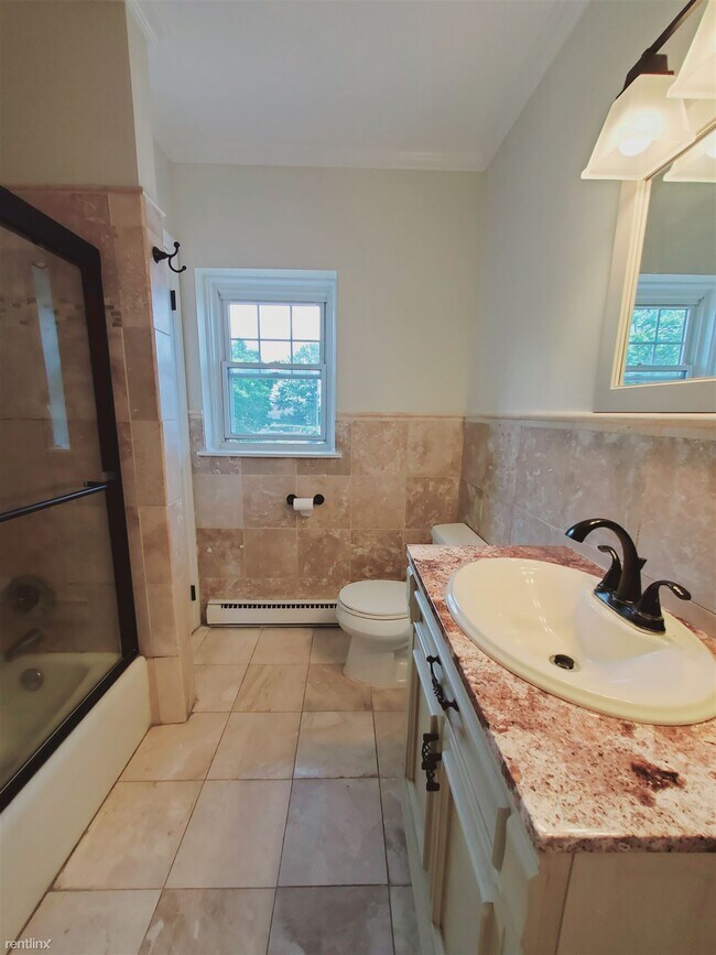 Foto del edificio - 1 br, 1 bath Condo - 36 Turn of River Rd
