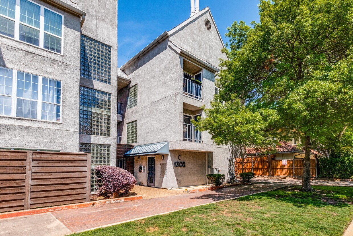 4303 Buena Vista St Unit 301, Dallas, TX 75205 Condo for Rent in