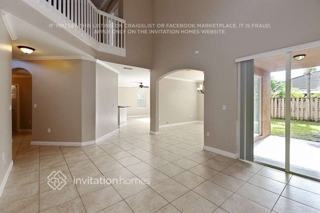 Building Photo - 14004 SW 154th St