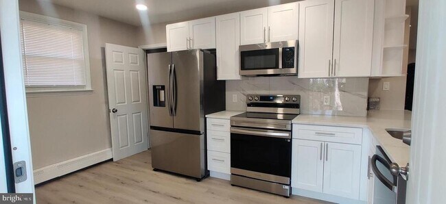 Foto del edificio - 577 Byberry Rd