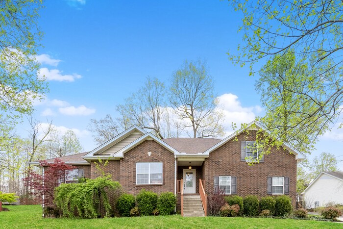 Foto principal - Amazing 3 Bedroom in Springfield!