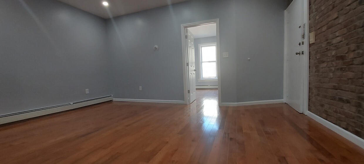 Foto principal - 269 Grove St