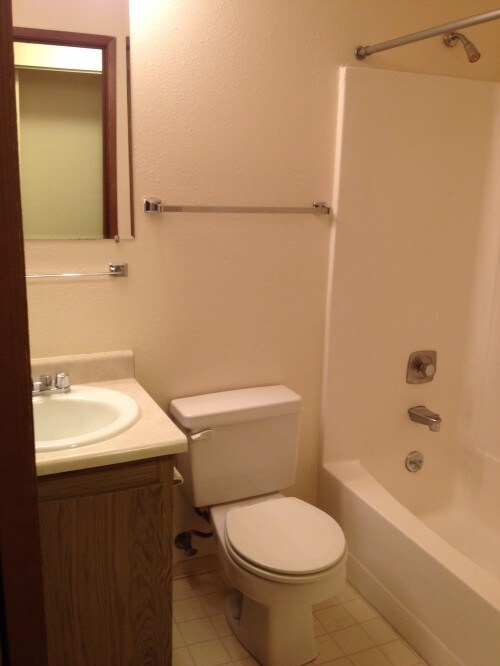 Building Photo - Brittany House - 2 bedrooms
