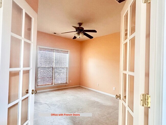 Foto del edificio - Beautiful home in Weston Glen!