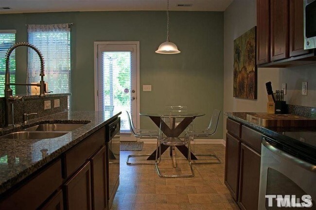 Building Photo - 4532 Tarkiln Pl